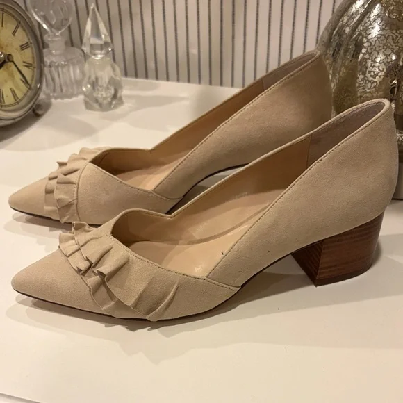 Brand new Sole Society Cream Suede shoes size 7 - Picture 2 of 3